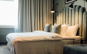 Quality Hotel Carlia